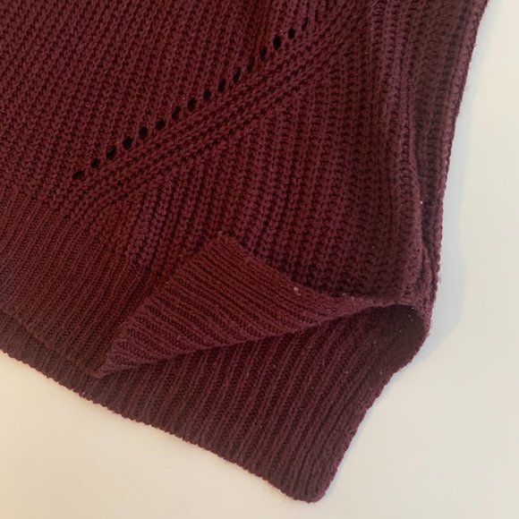 EUC Women's Charlotte Russe Sweater/Drop Shoulder Size Small Burgundy - Picture 4 of 13
